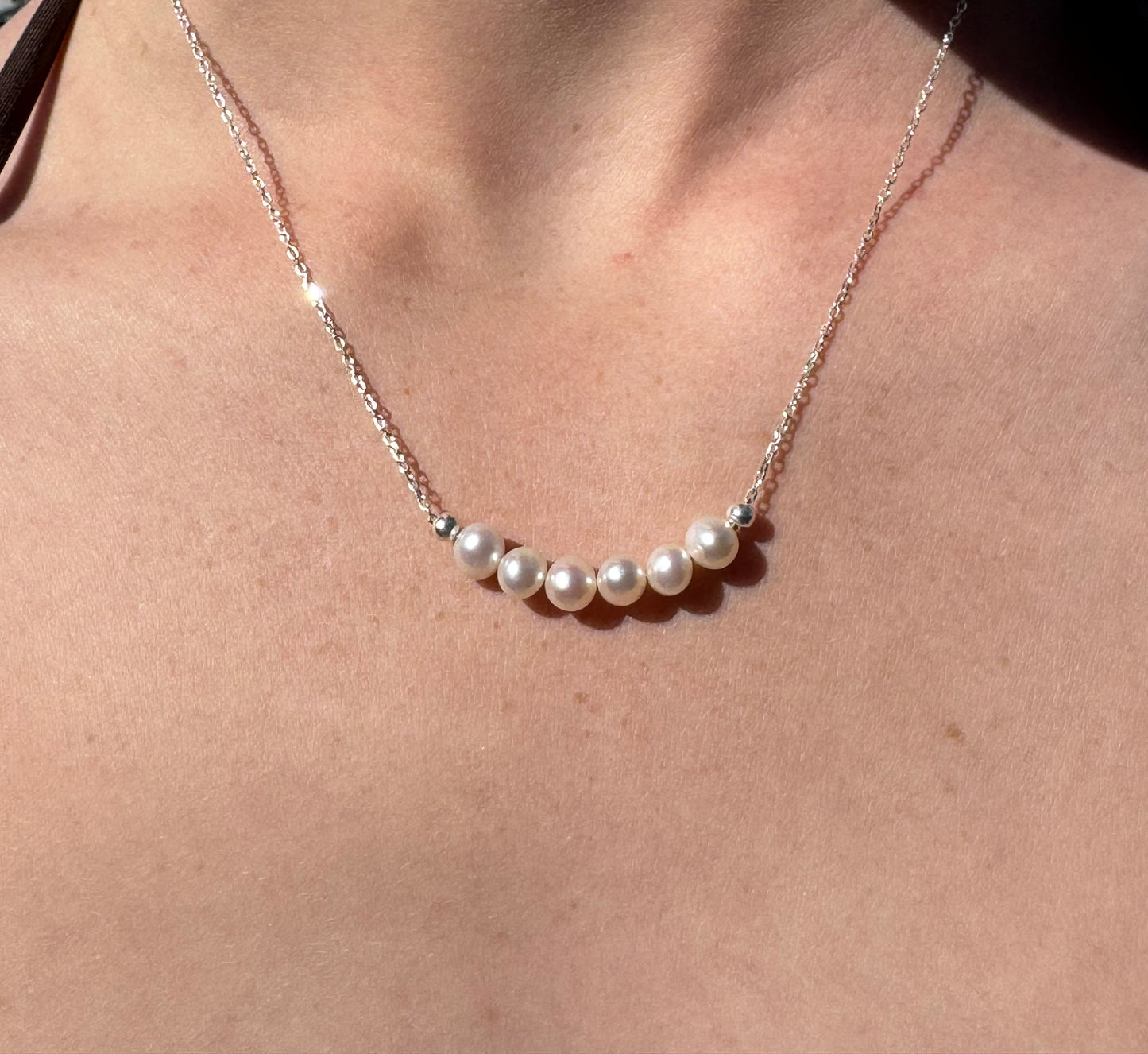 Dainty pearl necklace